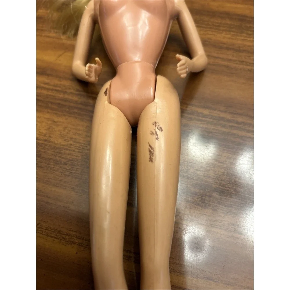 Mattel Vintage 1966 Barbie Dirty Blonde Taiwan‎
